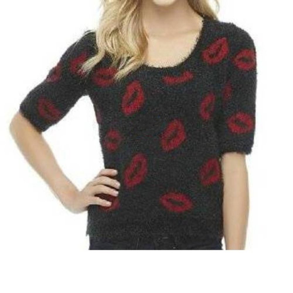 Bongo Fuzzy Sweater Jr L Black Red Eyelash Lips Elbow Sleeve Scoop Teen Girls